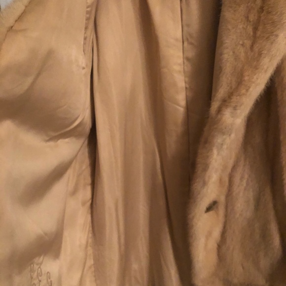 Vintage Miller’s Fur Salon Mink Coat - Picture 5 of 10
